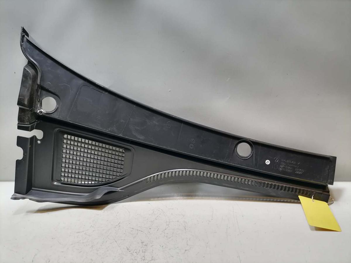 VW Golf 8 original Windlauf Abdeckung Wasserkasten vorn links Bj.2024